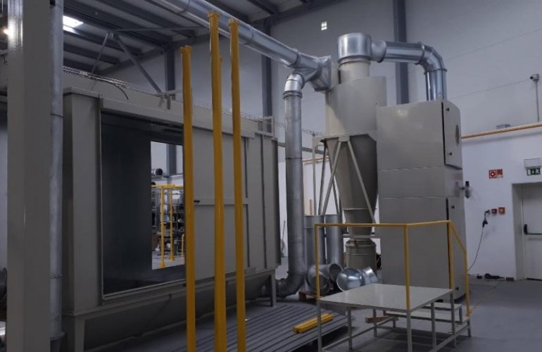 Linhas de Pintura Manual e Automática